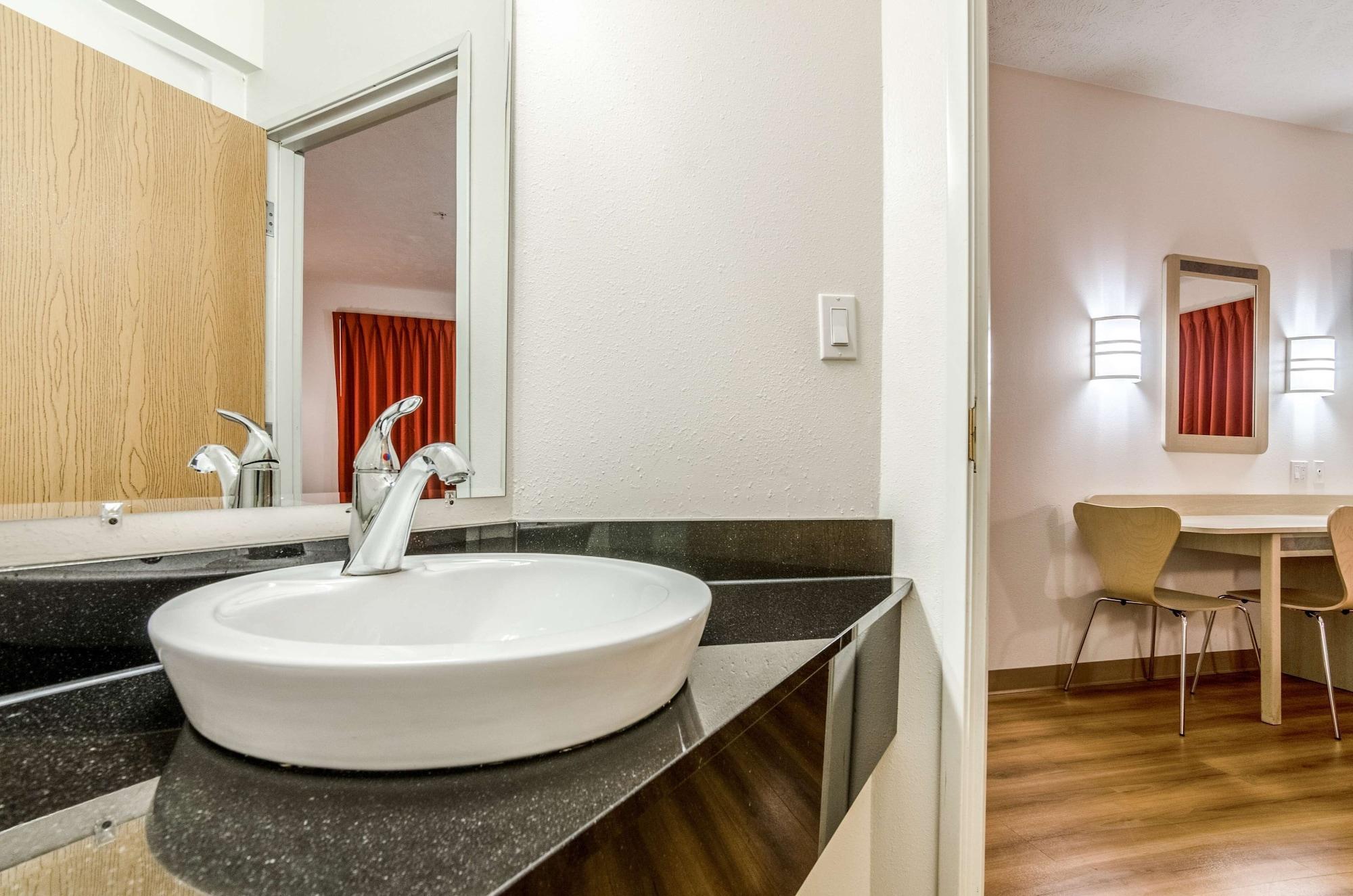 Motel 6-Kearney, Ne ภายนอก รูปภาพ