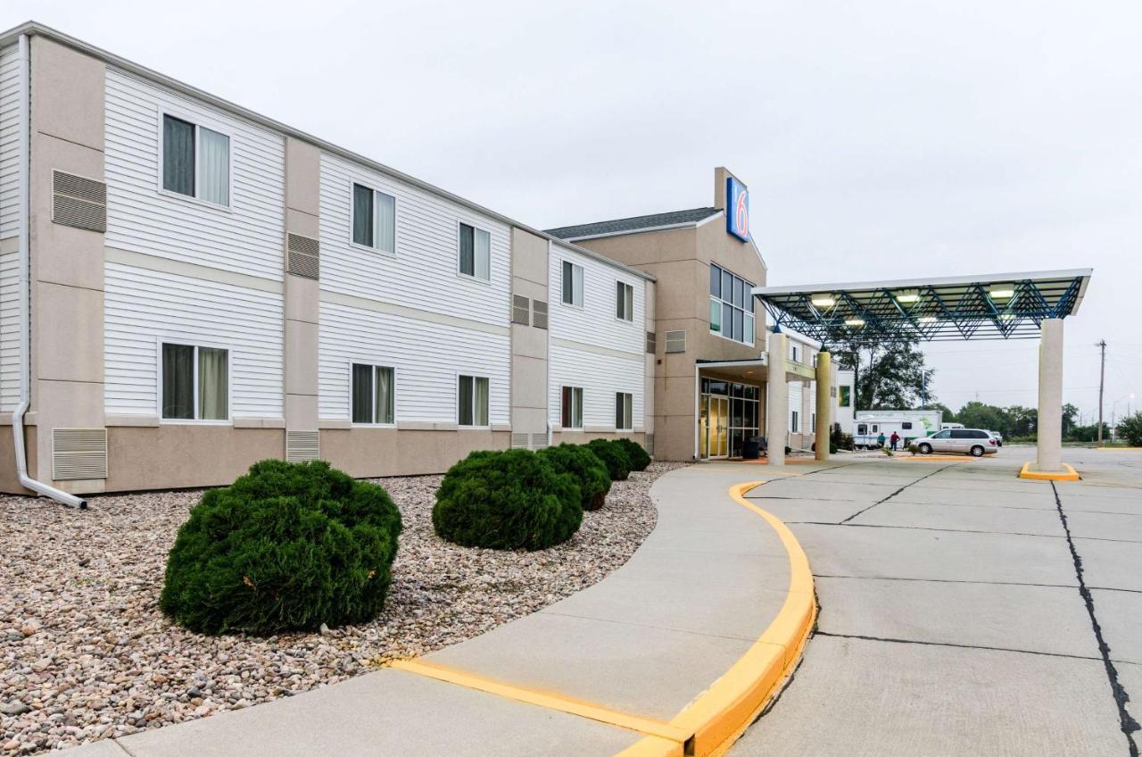 Motel 6-Kearney, Ne ภายนอก รูปภาพ